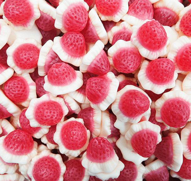 Jelly Filled Strawberries with Cream - Candywrap.nl