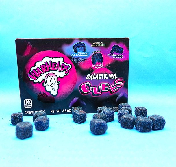 Warheads Galactic Mix Cubes (99g) - Candywrap.nl